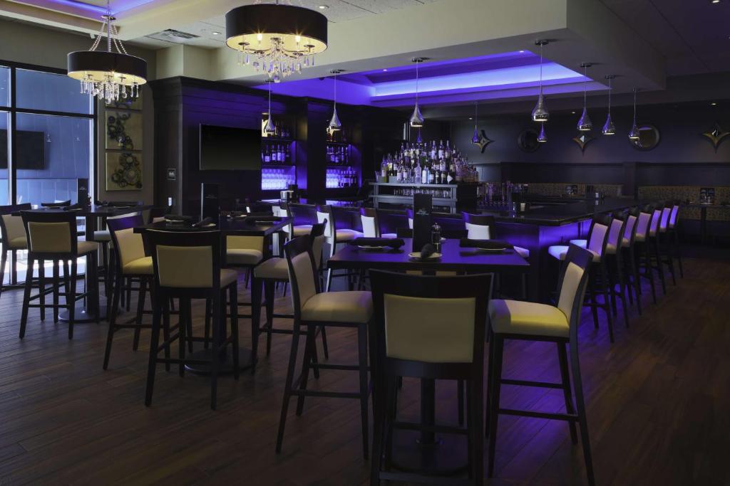 Pub/Lounge