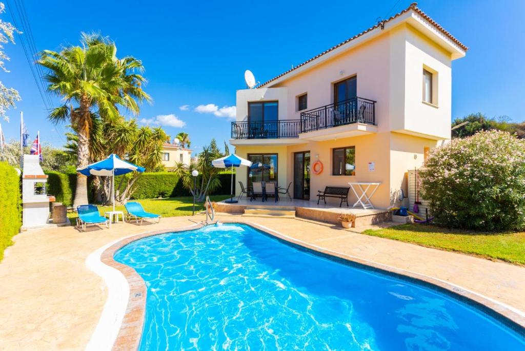Villa Halima Georgios — Hotel in Polis