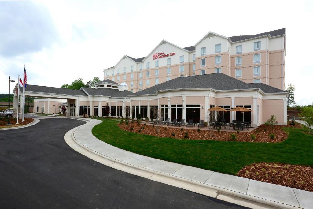 Hilton Garden Inn Greensboro Airport photo