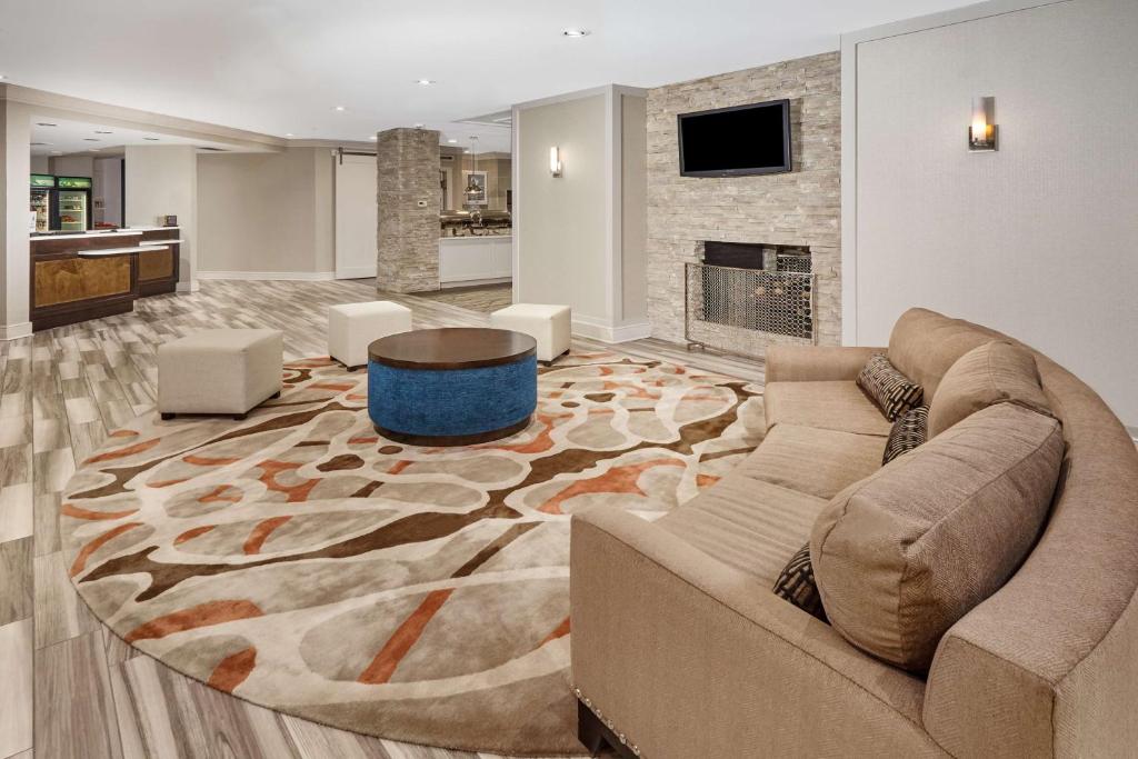 Homewood Suites by Hilton Indianapolis - Keystone Crossing 호텔 이미지 2