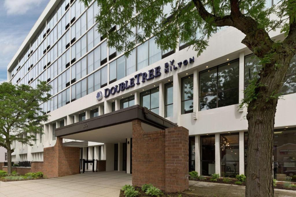 DoubleTree by Hilton Jamestown, NY photo