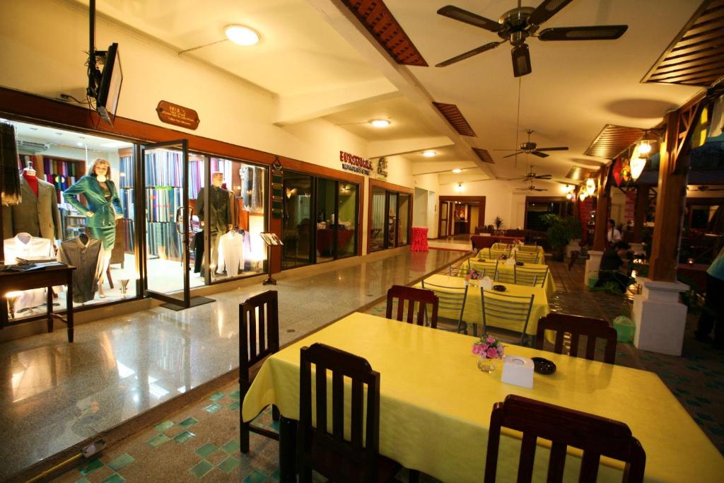 Restaurant, Top North Hotel in Chiang Mai