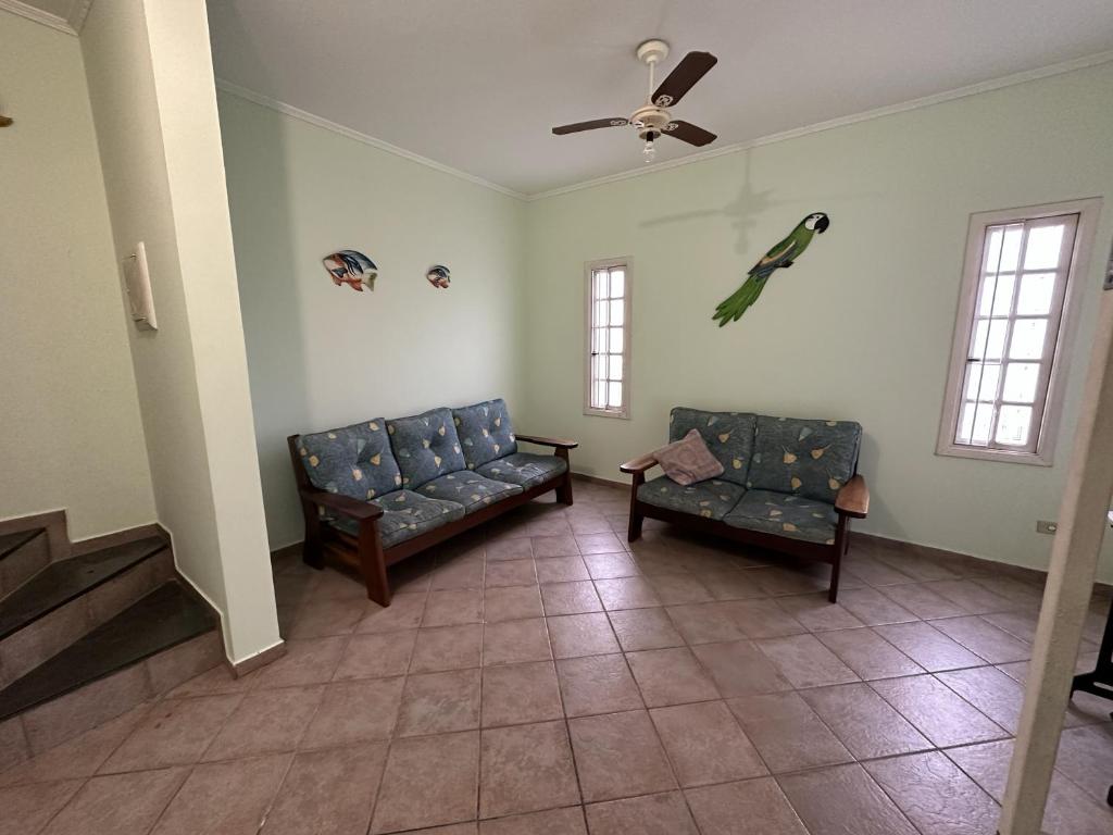 Lar e Mar - Sobrado na praia com gramado - Massaguaçu, Caraguatatuba