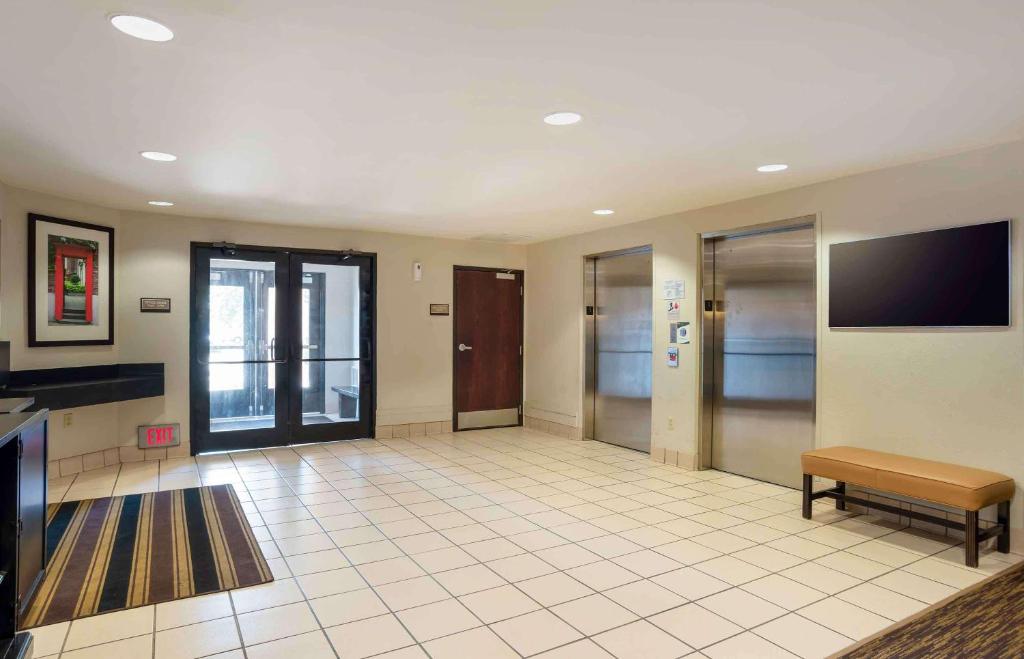 Extended Stay America Suites - New Orleans - Metairie photo