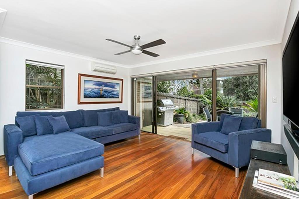 MORTN - Perfect Family Abode with Courtyard, Sydney