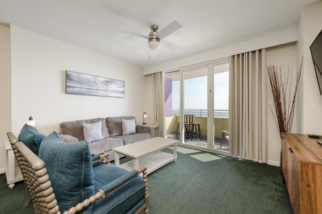 Unit 2024 Ocean Walk - 3 Bedroom Ocean Front, Daytona Beach