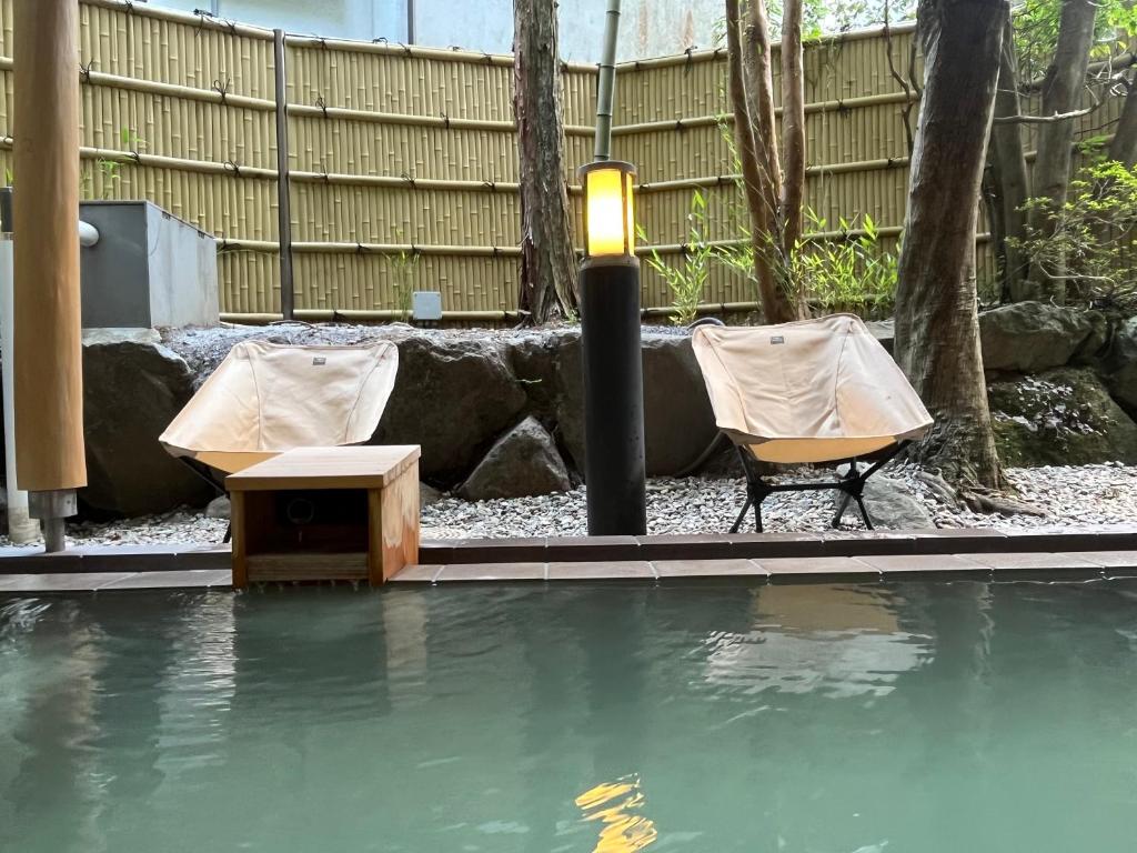 Hot spring bath