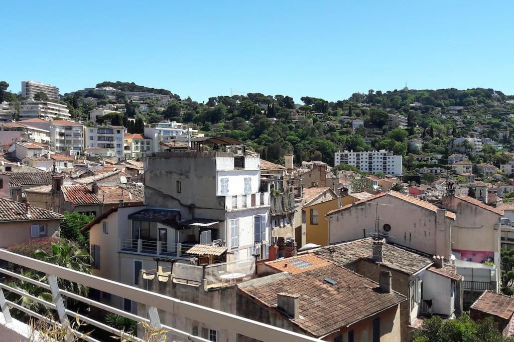 Studio avec grande terrasse ,et vue mer sur la baie de Cannes - 3