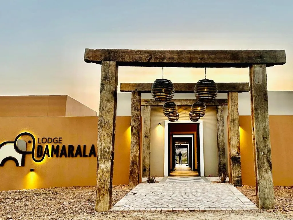 Lodge Damaraland, hotel in Khorixas