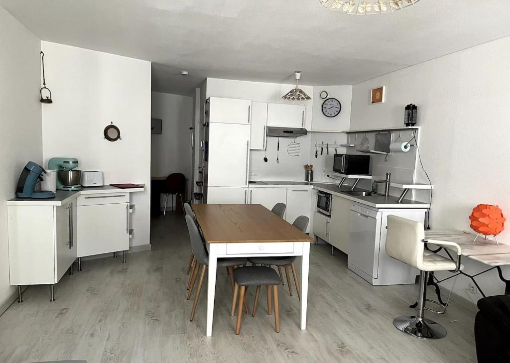 bel appartement climatisé centre - 4