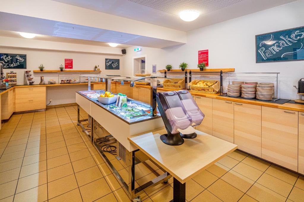 Food and beverages, a&o Weimar in Weimar