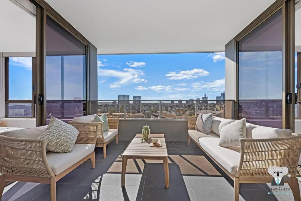 KozyGuru | Wentworth Point | 2B, Sydney