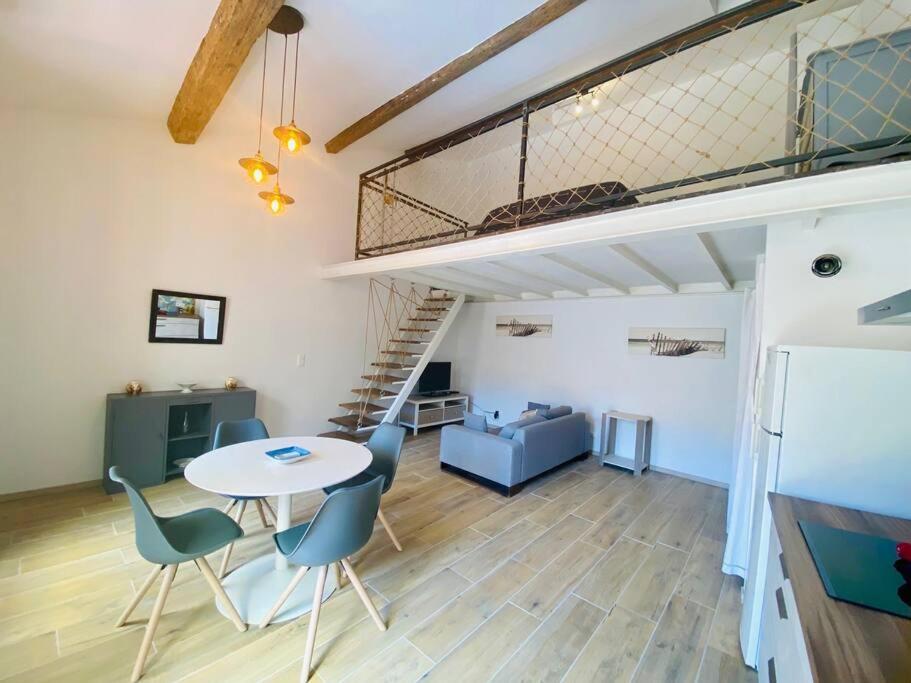 Suzon Petit loft Terrasse et Clim Coté Mairie - 2