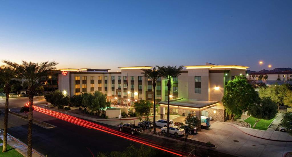 Hampton Inn Phoenix-Airport North photo