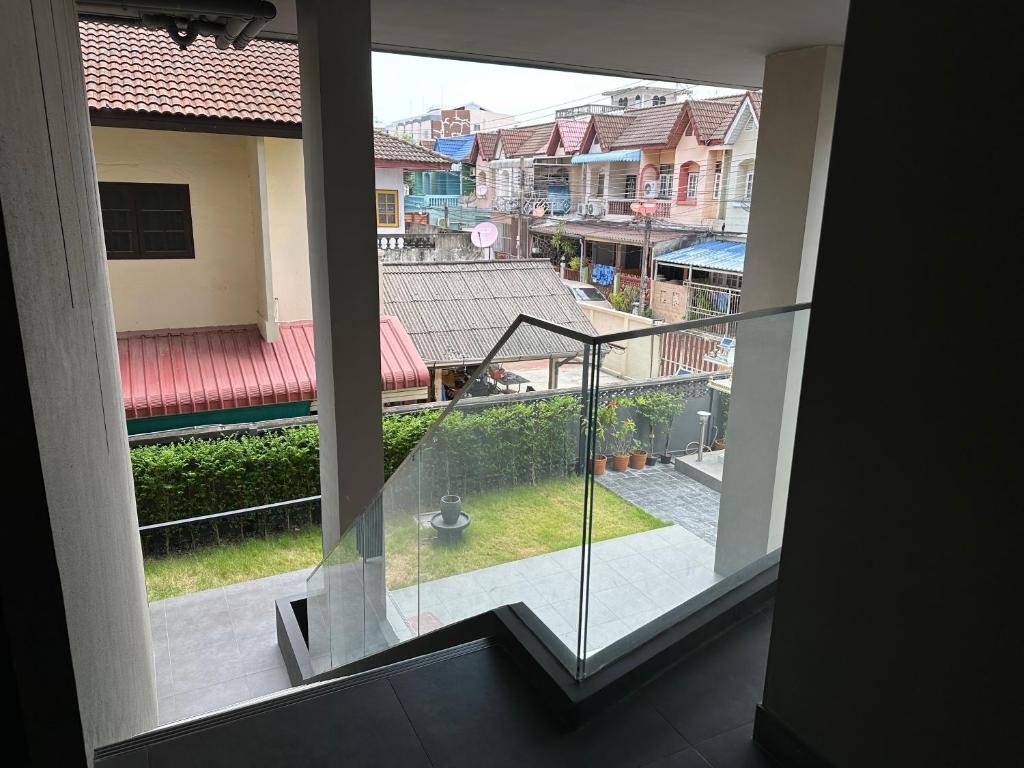 D Night Suite Hotel