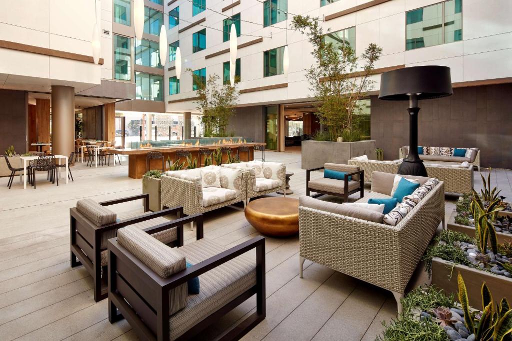 Exterior view, Homewood Suites by Hilton San Diego Downtown/Bayside in San Diego (CA)