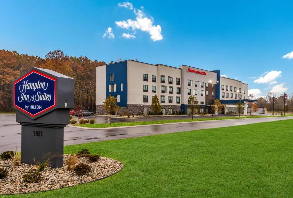 Hampton Inn & Suites Benton Harbor, MI，位于本顿港的酒店