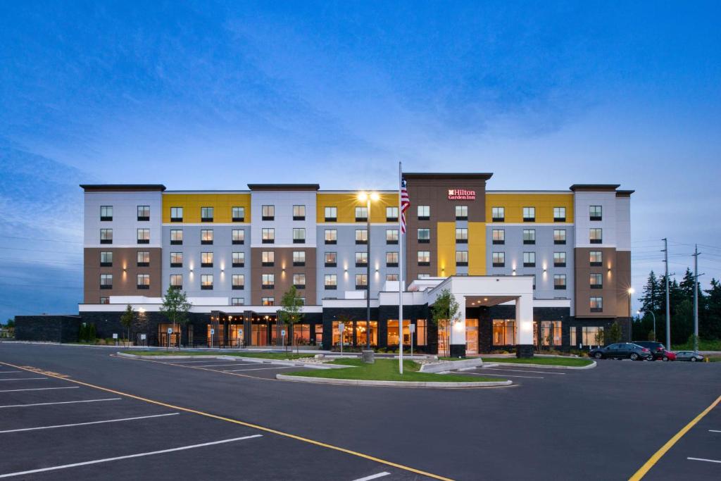 Hilton Garden Inn Seattle/Lynnwood photo