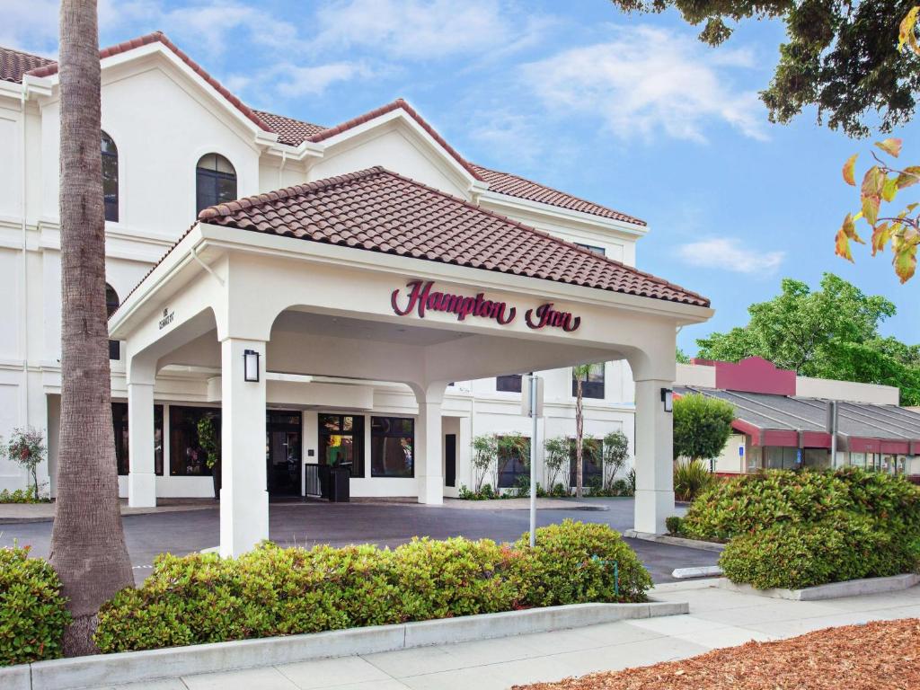 Hampton Inn Santa Cruz photo