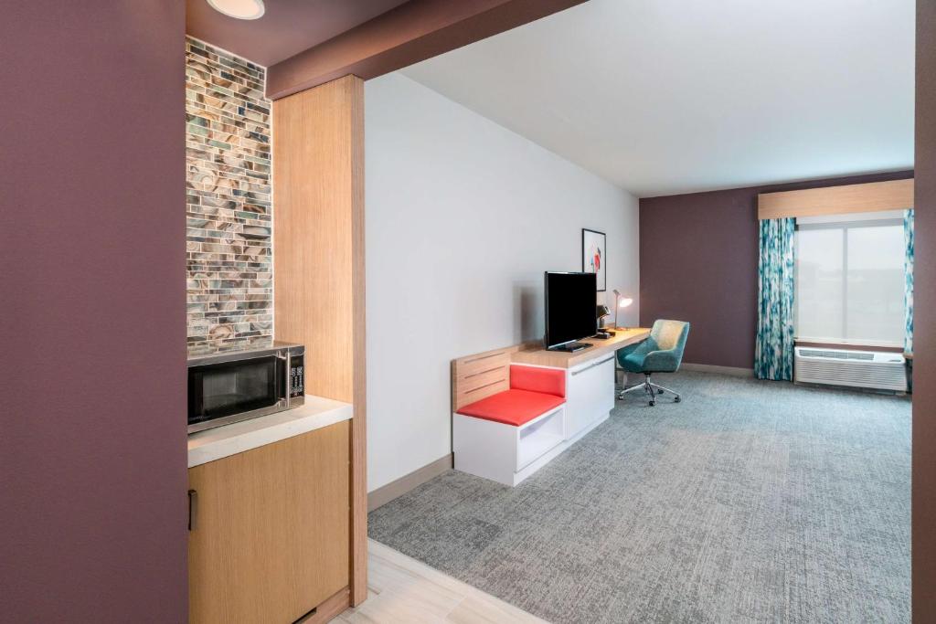 Hilton Garden Inn Brunswick photo