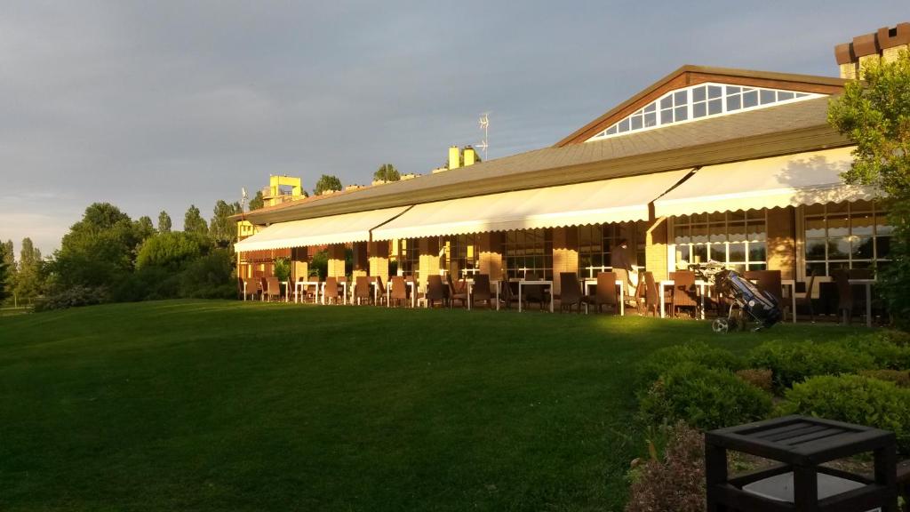 Hotel Golf Inn photo