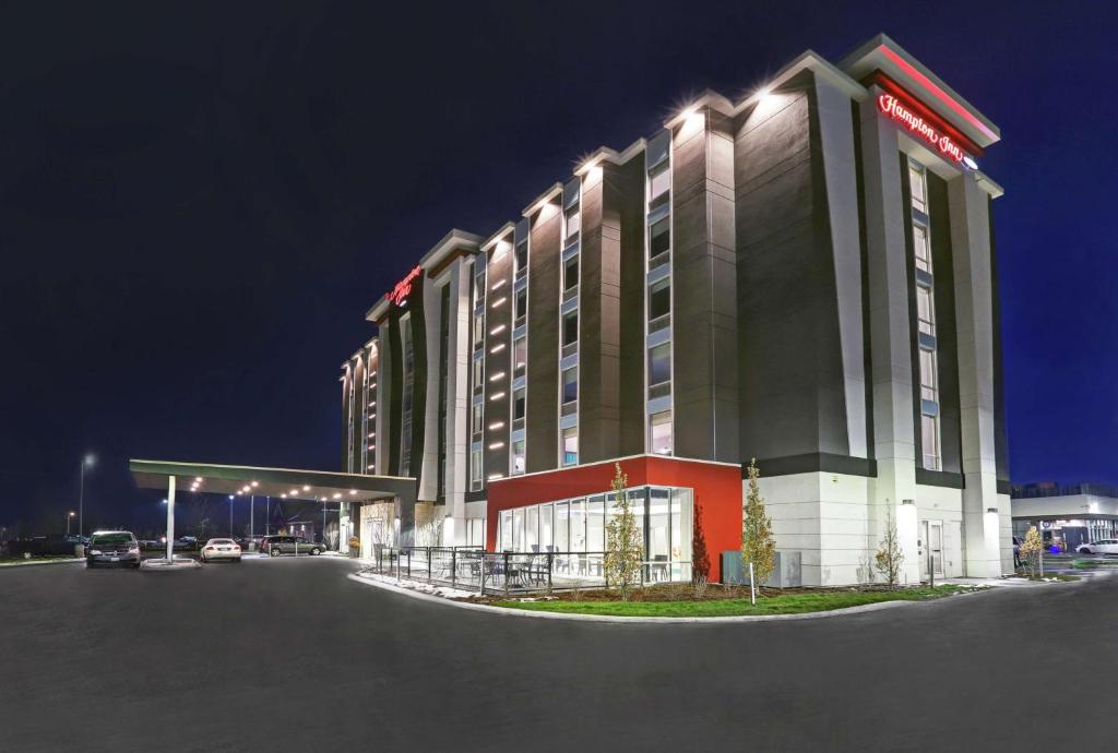 Hampton Inn by Hilton Peterborough photo