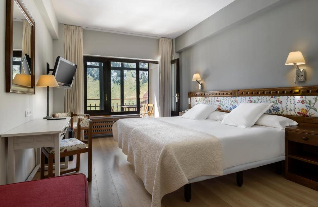 Hotel Edelweiss Candanchú - 4