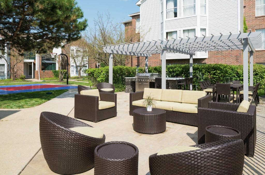 Homewood Suites by Hilton Chicago - Schaumburg photo