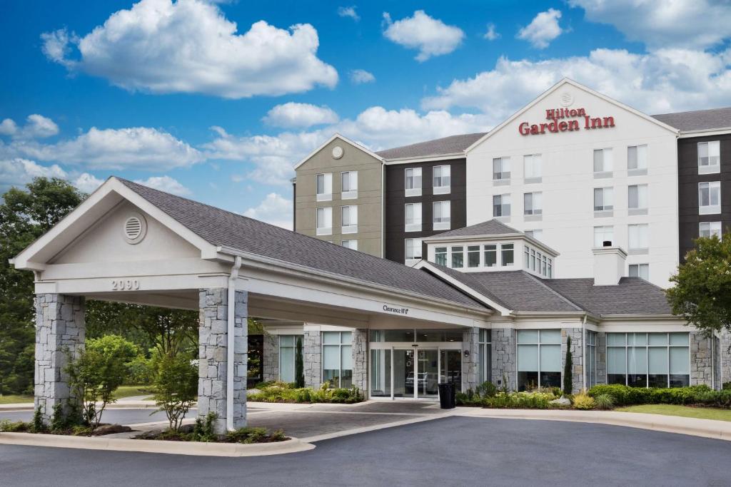 Hilton Garden Inn Birmingham Liberty Park photo