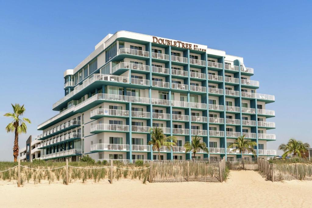 DoubleTree by Hilton Ocean City Oceanfront photo