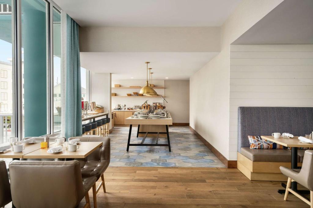 ダブルツリー バイ ヒルトン オーシャン シティ オーシャンフロント (DoubleTree by Hilton Ocean City Oceanfront) お料理のイメージ