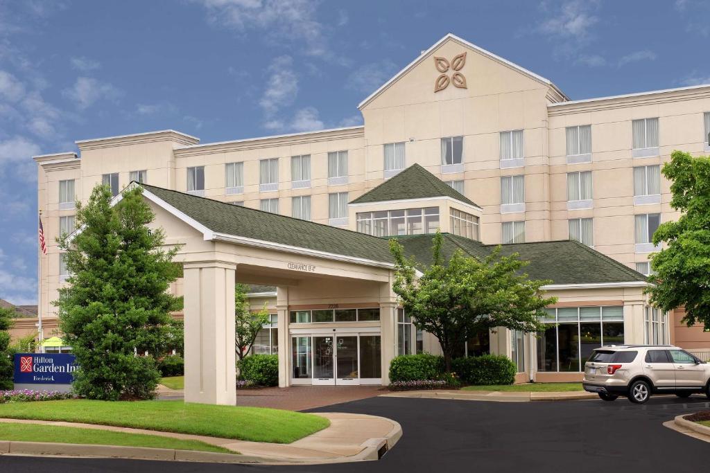 Hilton Garden Inn Frederick photo