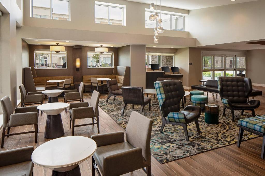 Residence Inn by Marriott Detroit Farmington Hills photo