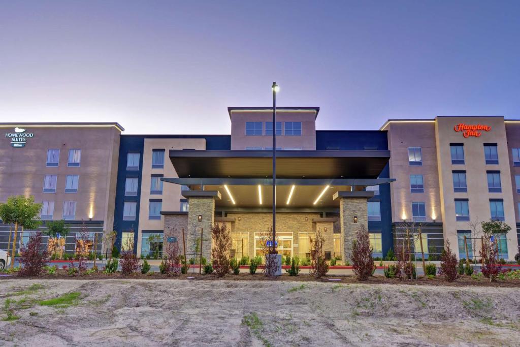 Hampton Inn Chula Vista Eastlake photo