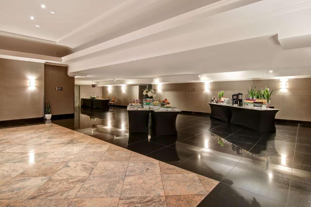 Tárgyalóterem/bálterem