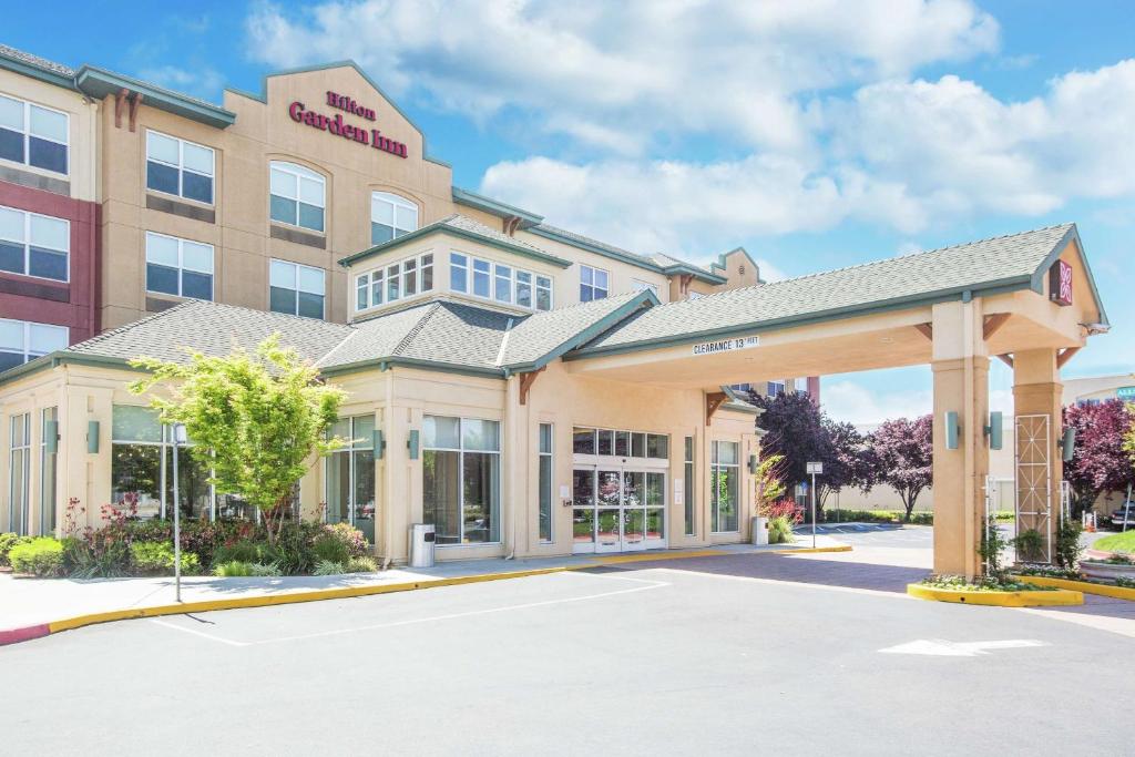 Hilton Garden Inn Oakland San Leandro photo