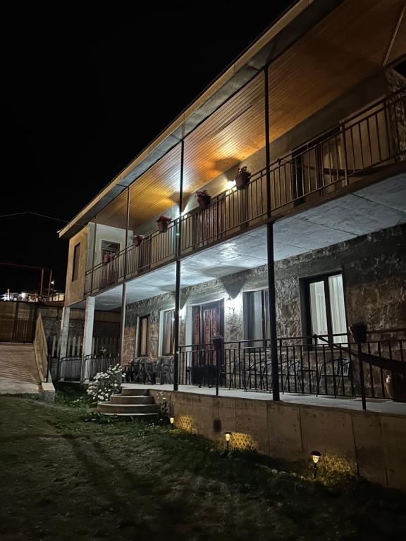 Hill House — Hotel in Kazbegi