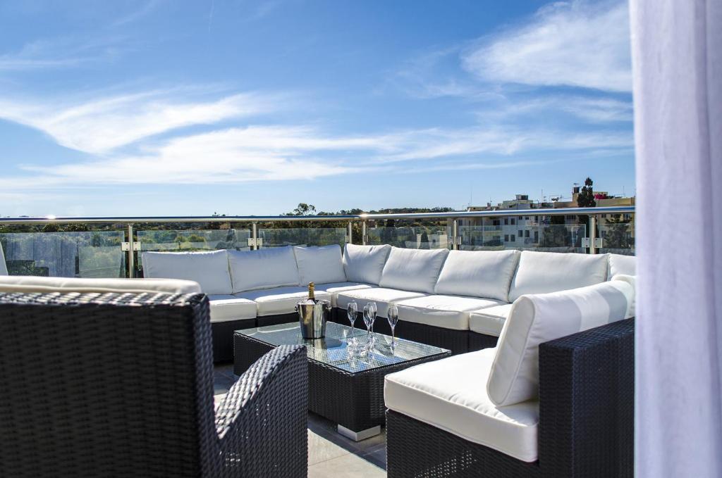 Paramount Bay Penthouse photo