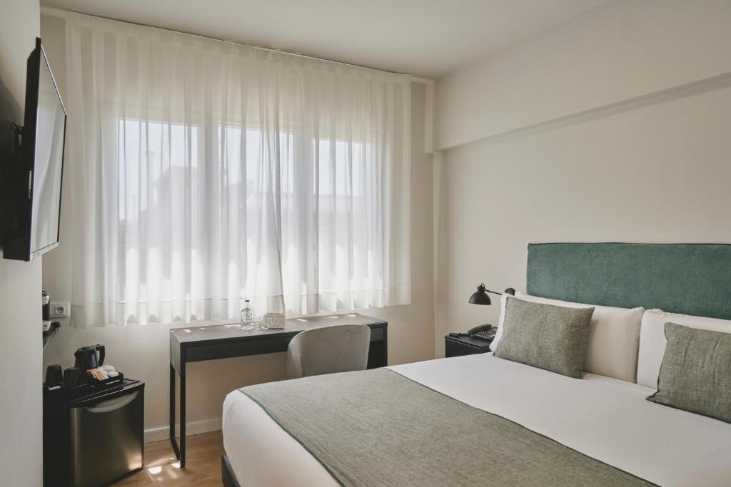 Tres Torres Atiram Hotel - 4