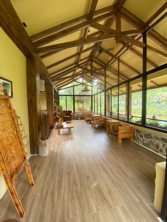 Lat Valley Retreat Village