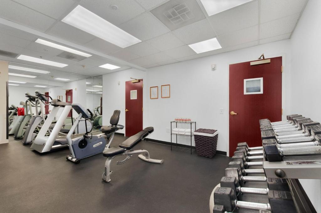 Hawthorn Suites Fitness