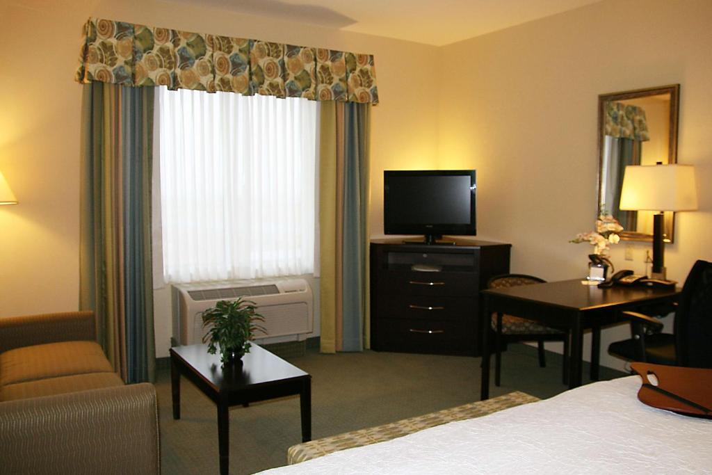 Hampton Inn Alpine photo