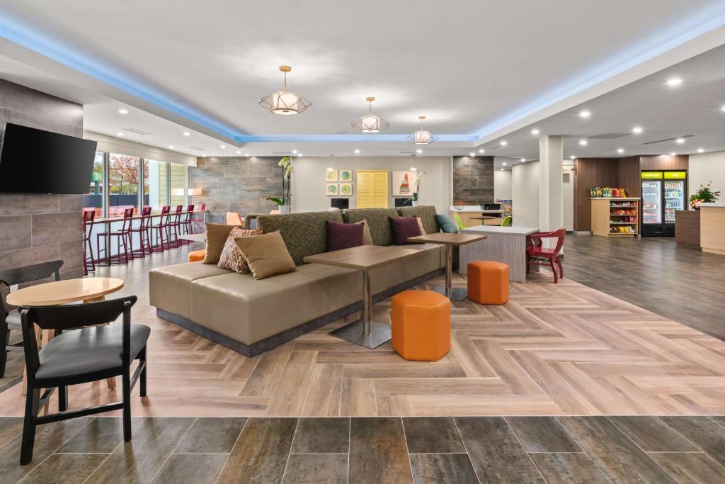 Home2 Suites by Hilton North Conway photo