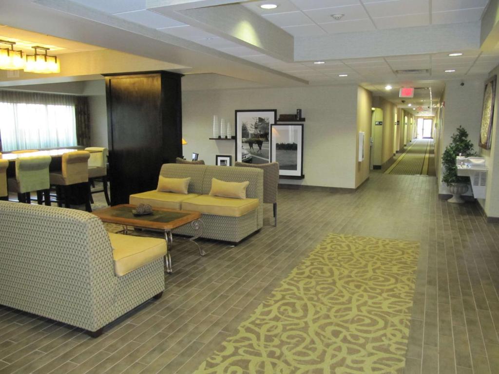 Hampton Inn Lindale Tyler photo