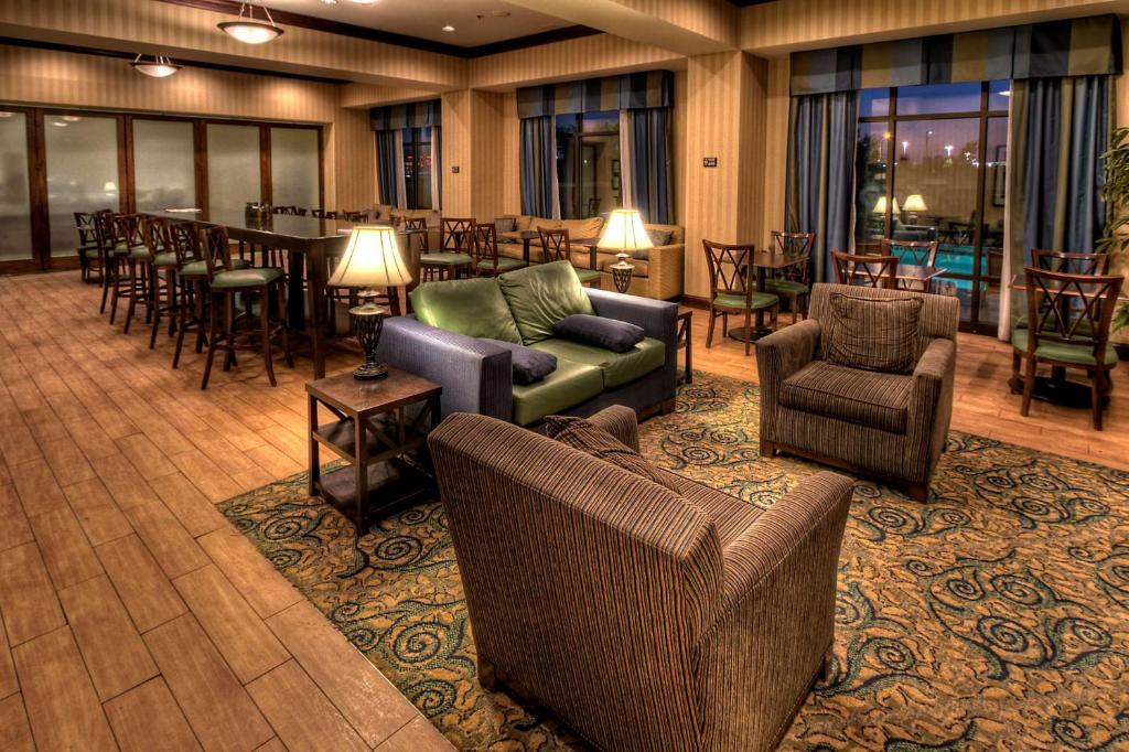 Hampton Inn Roanoke Rapids photo