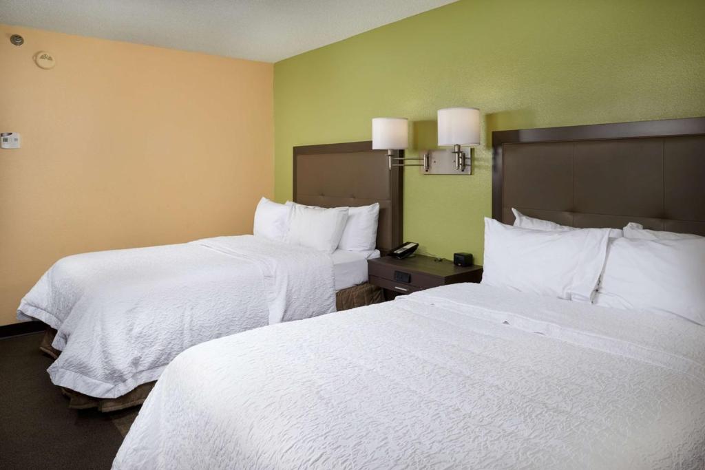 Hampton Inn Shelbyville photo