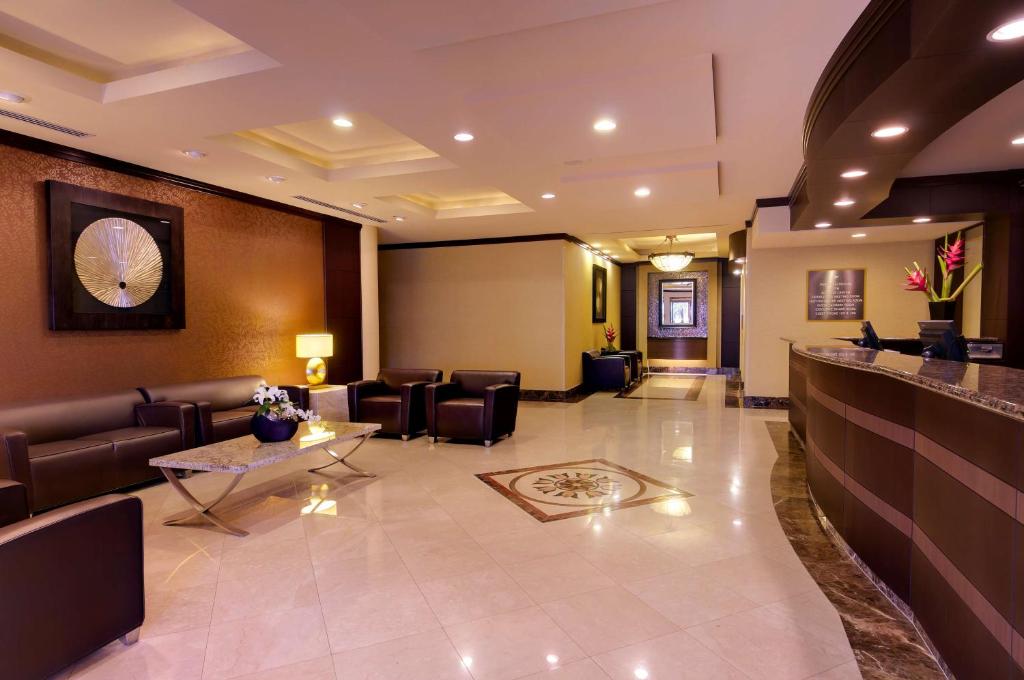 DoubleTree by Hilton Orange County Airport photo