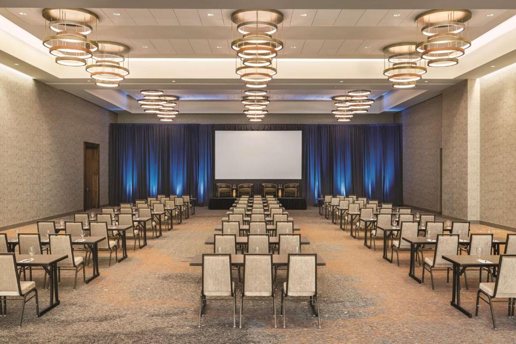 Phoenix Hilton North Scottsdale at Cavasson Additional
