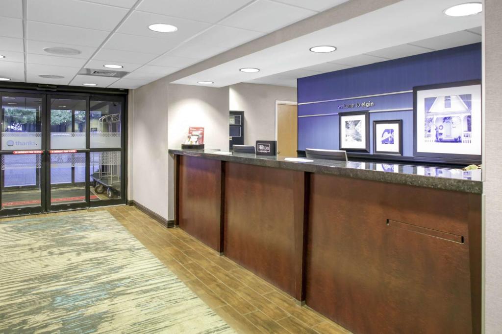 Hampton Inn Chicago Elgin / I-90 photo