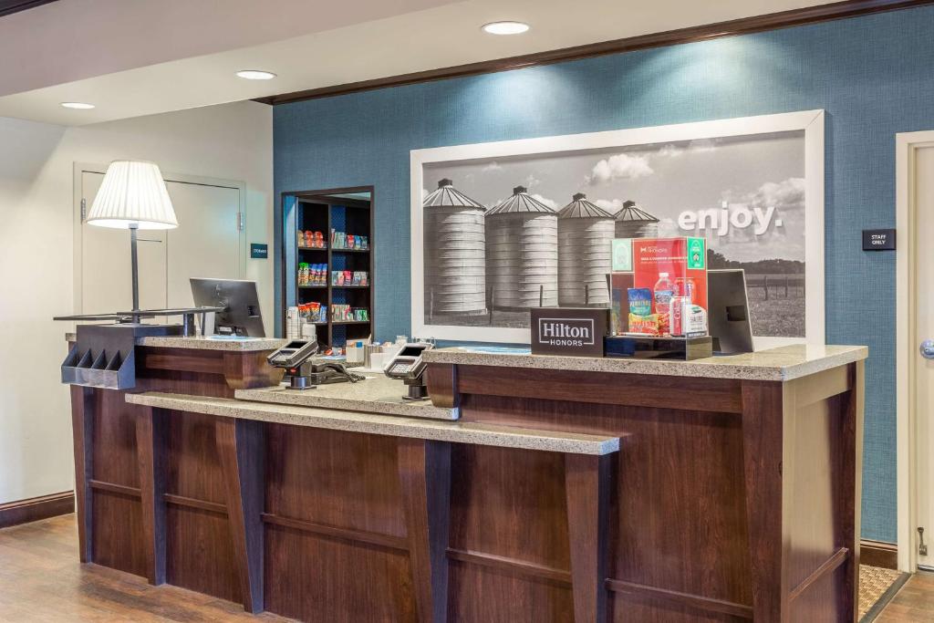 Hampton Inn Minneapolis/Shakopee photo